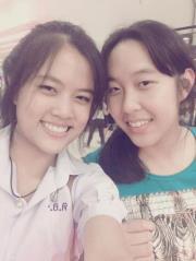 มณีรัตน์ จันทร์เสี้ยวรัศมี