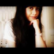 Putri April