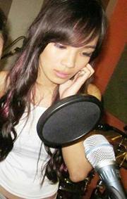 Chelle Mariveles