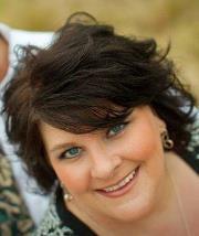 Stephanie Reeves
