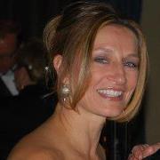 Shelli Wood