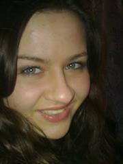 Лена Хлопонина