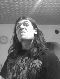 Виктор Taнeв