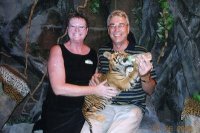 Willieandgarry Button