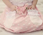 فرحة  أبريل