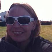 Charlette Bright 火