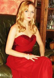 Anette C.