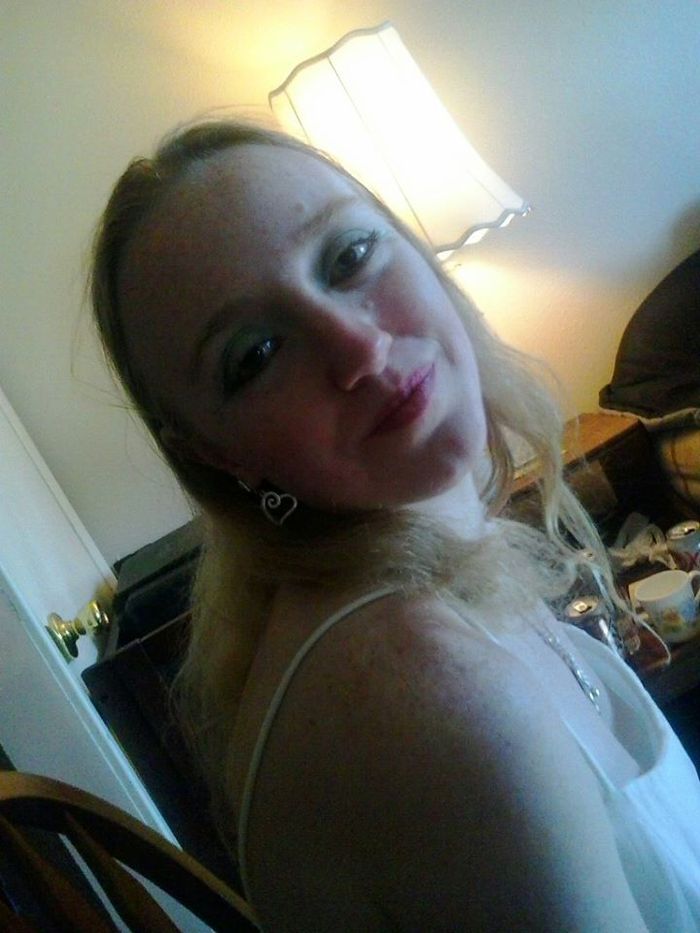 Goodreads profile picture for @Victoria6