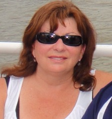 Lesley Mackechnie