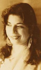 Aroona Reejhsinghani