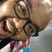 Andrew Carlos
