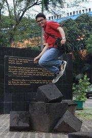 Dimas Fallony
