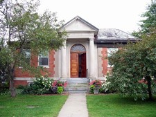 Pettee Library