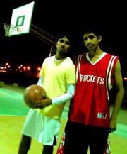 Shariq R