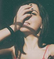 ანი მურადელი