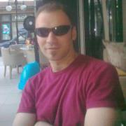 Небојша Костоски