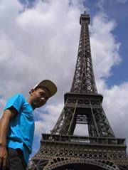 Darius Sastro