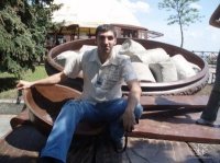 Денис Попов