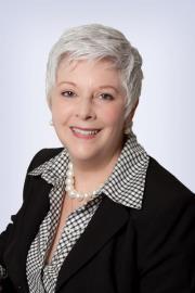 Suzanne Oakes