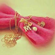 فراشة الورد