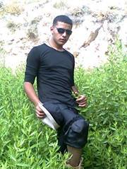 الماضي اسرني