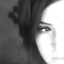 منى العبدلي