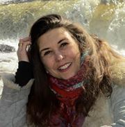 Lisa Bokelmann sells