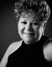 Thelma Chaves