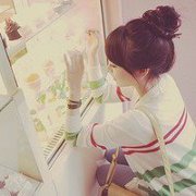 Ying Ni