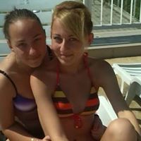 Илона Младжова