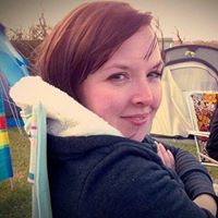 Claire Cushion-comforts