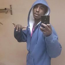 ايمن الشبلى