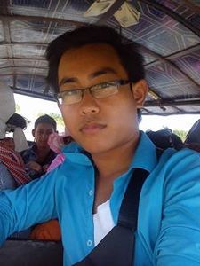 Sela Long