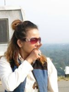 รุ่งรวย ร่าเริง