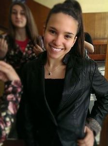 Петя Николова