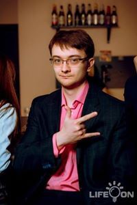 Артем Хатеев