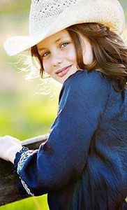 Eḿâñ Êlĝặzzặř