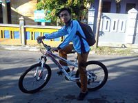Azis Fatoni
