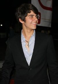 Omar Avilez