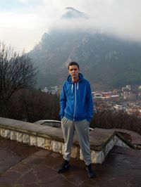 Боби Крумов