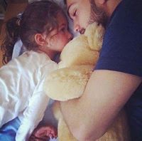 Äñä Ĉŕäzŷ boŷ