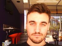 Γιάννης Ντούμι