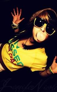 Мїѕѕ Апопўмоцѕ