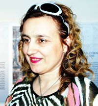 Илияна Полендакова