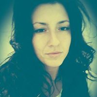 Анни Венева