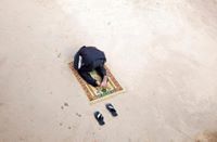 متفائلة رغم الصعاب