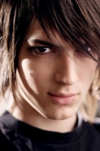 Keenly Adam