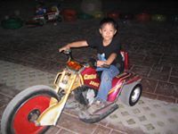 子銘 王