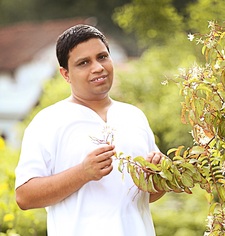 Acharya Balkrishna