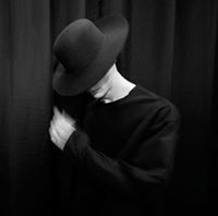 معتقل الجنون